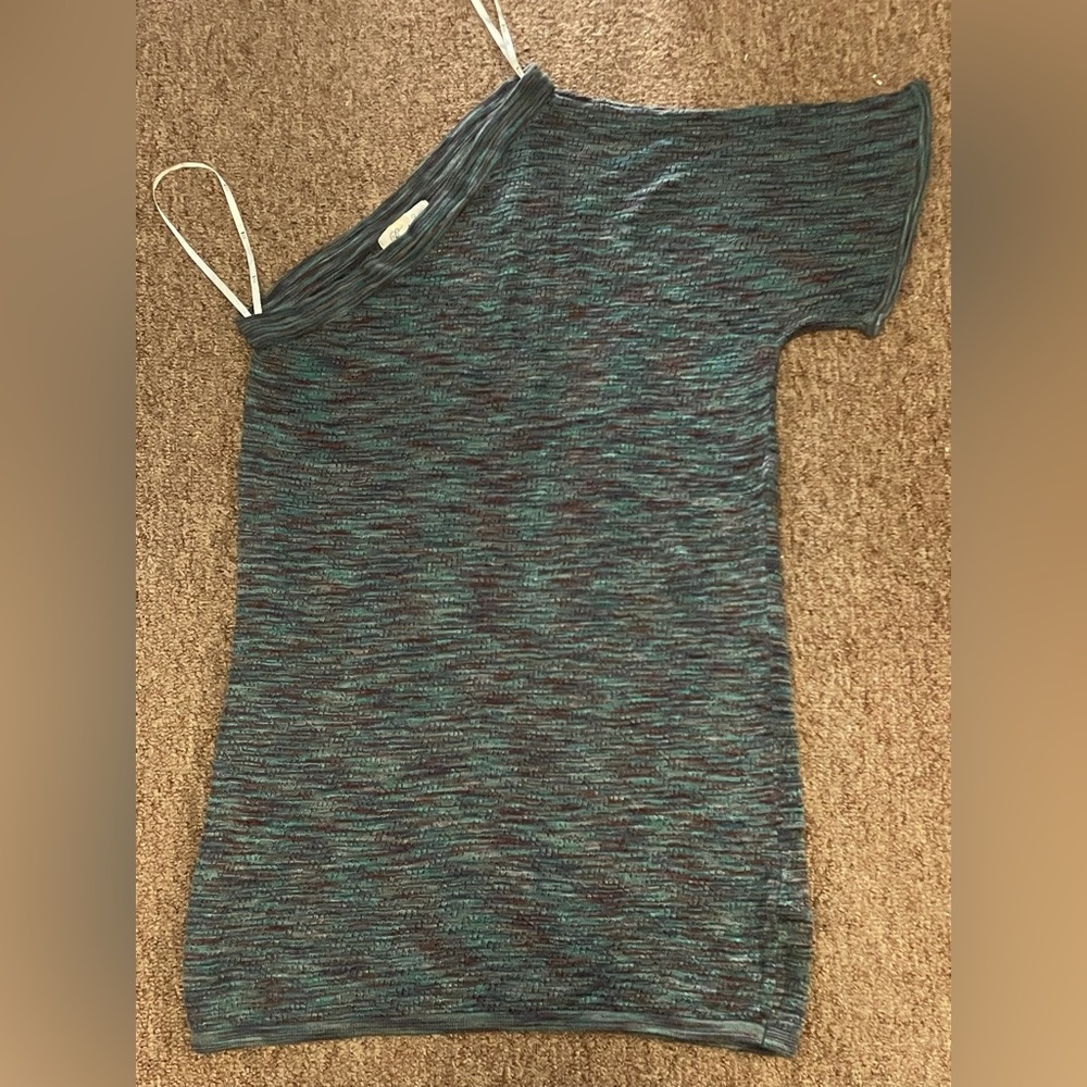 Womens juniors asymmetrical knit sweater top short sleeve medium top shirt